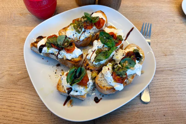Burrata Bruschetta